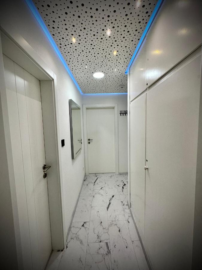 Deluxe - Apartment ' Andrei 2 ' - Neu In Neuburg An Der Donau Eksteriør bilde